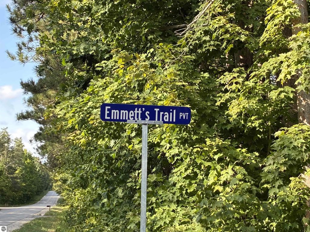 Emmett’s Trail, Lake Ann