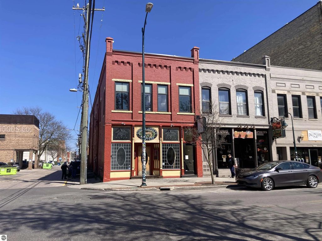 117 Union Street #a, Traverse City