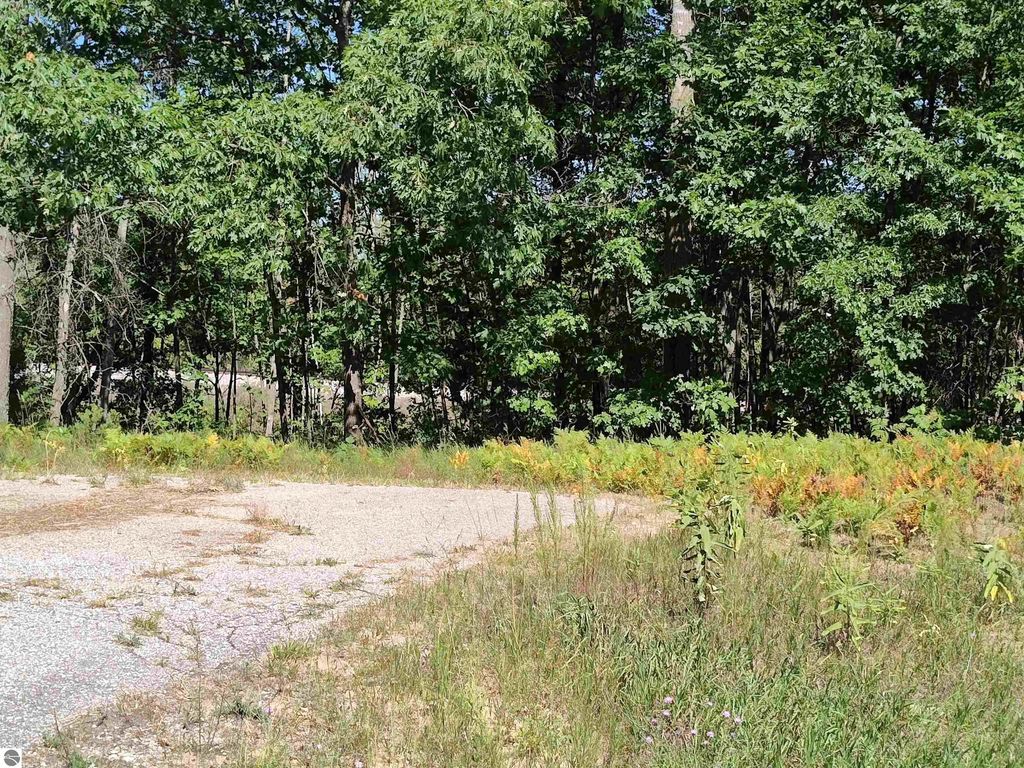 Lot 9 N Circle E, Farwell