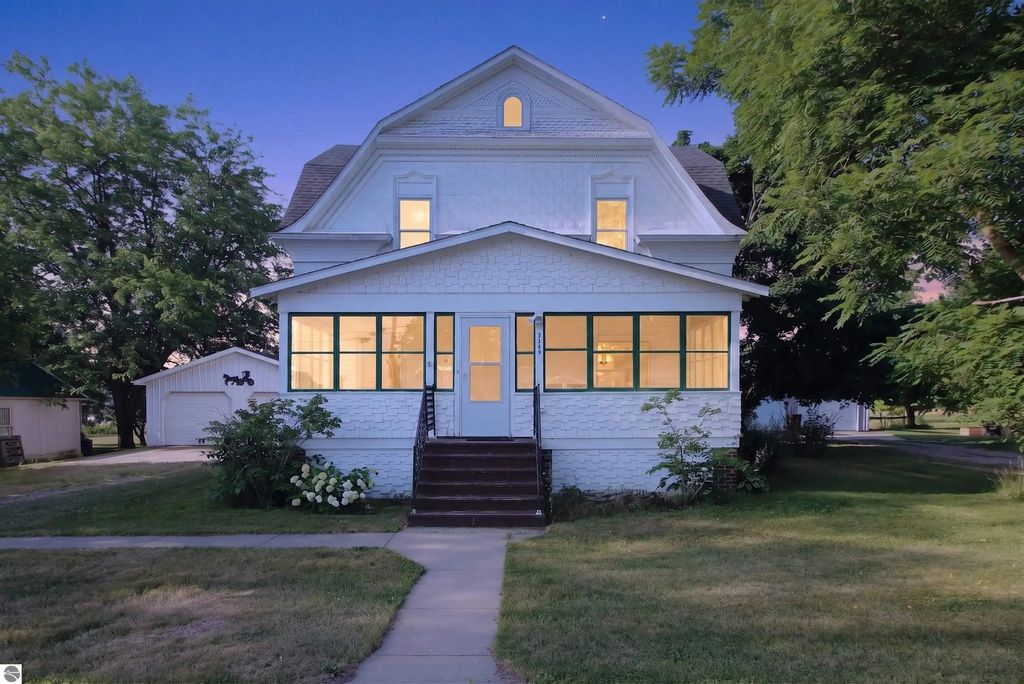 3117 W Beal City Road, Weidman