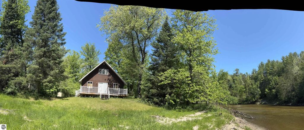 2120 Campfire Trail, Alger