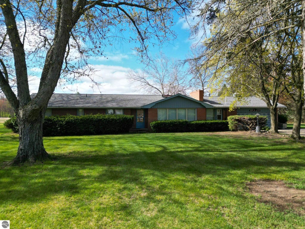 8670 E Pickard Road, Mt Pleasant