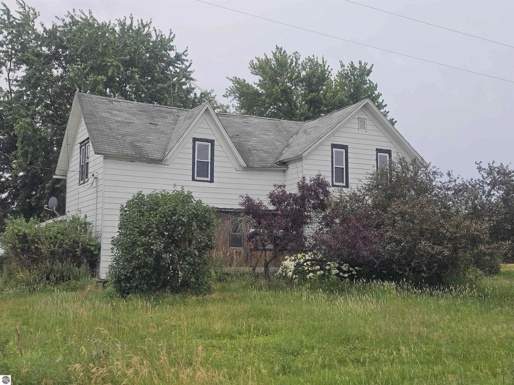 2353 W Rosebush Road, Weidman