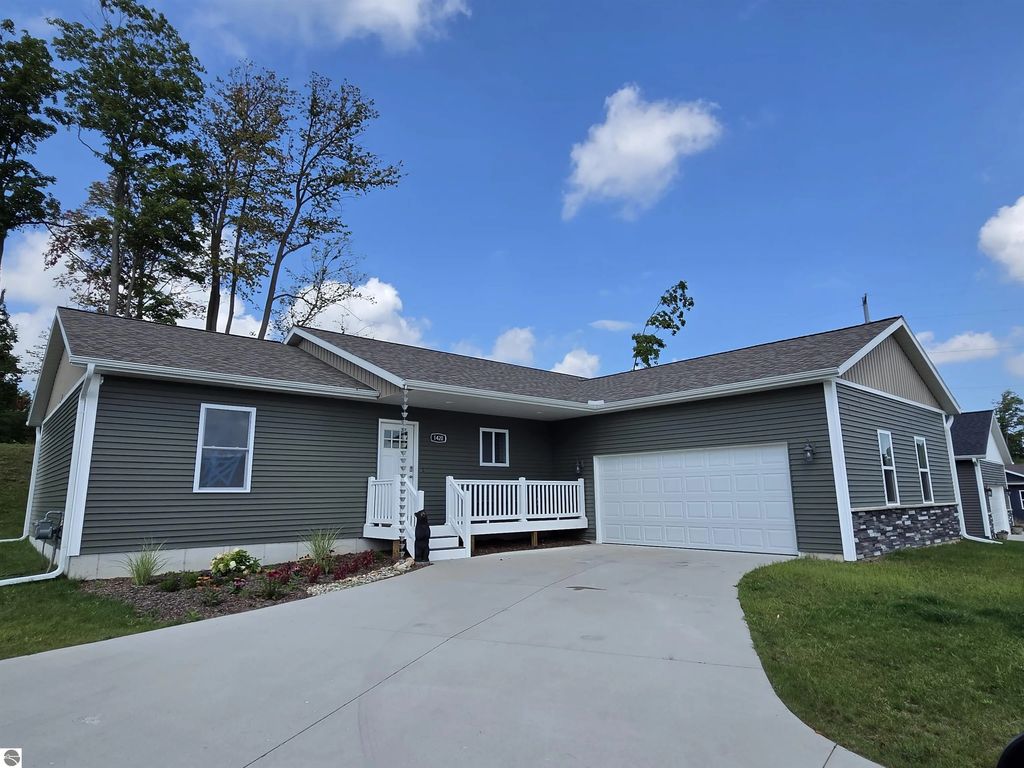 1420 Umber Drive, Traverse City