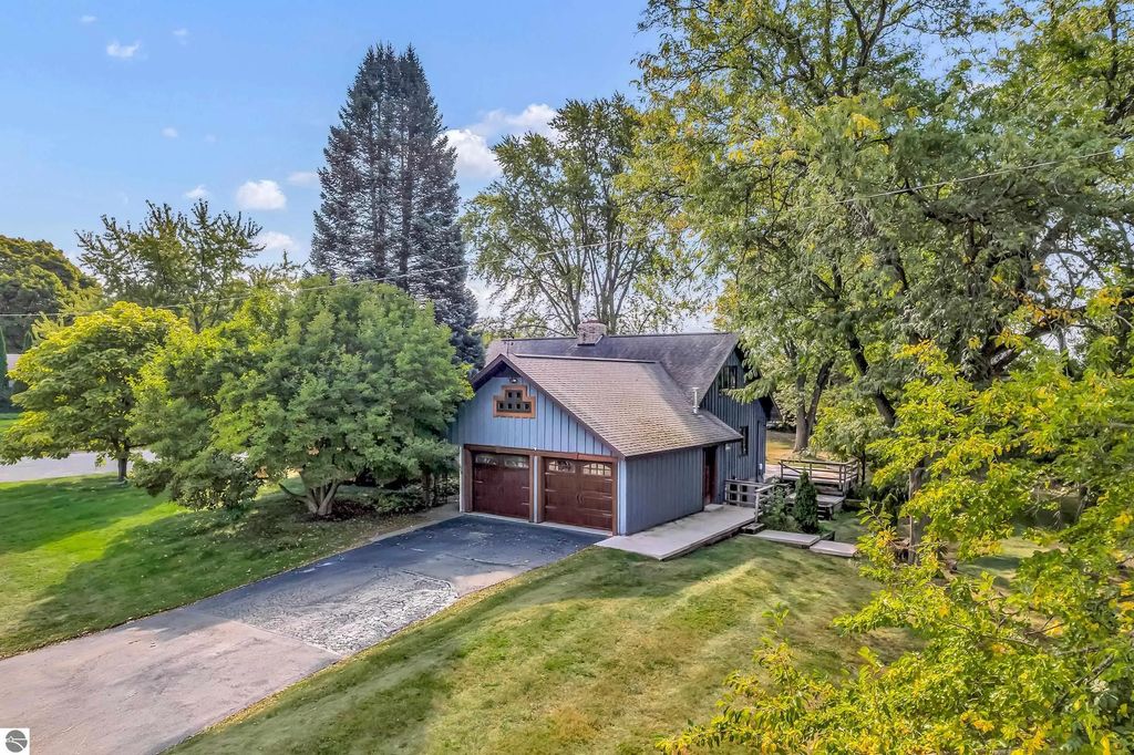536 W 44th Street, Fremont