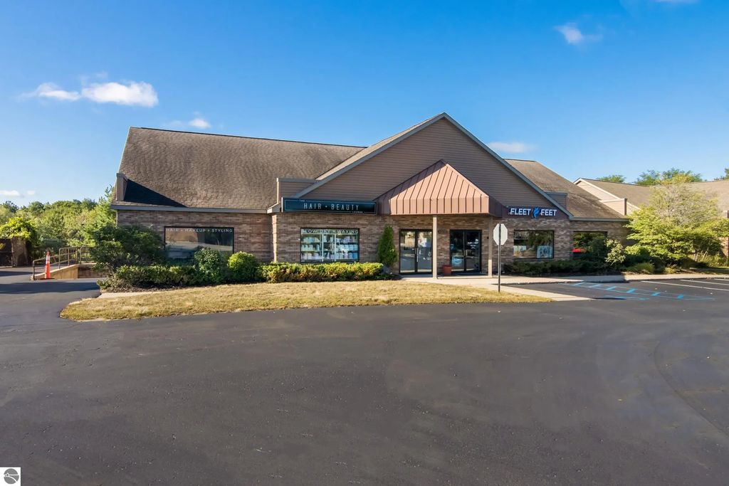 3301 W South Airport Road, Traverse City