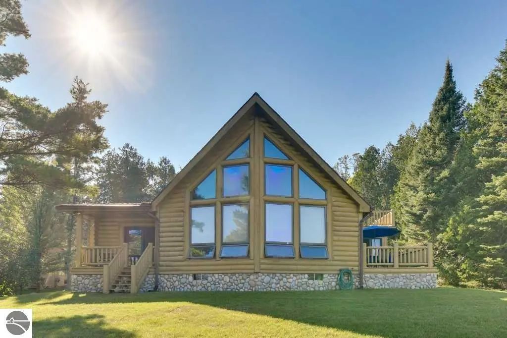 307 S Lake Huron Shore Road, Harrisville