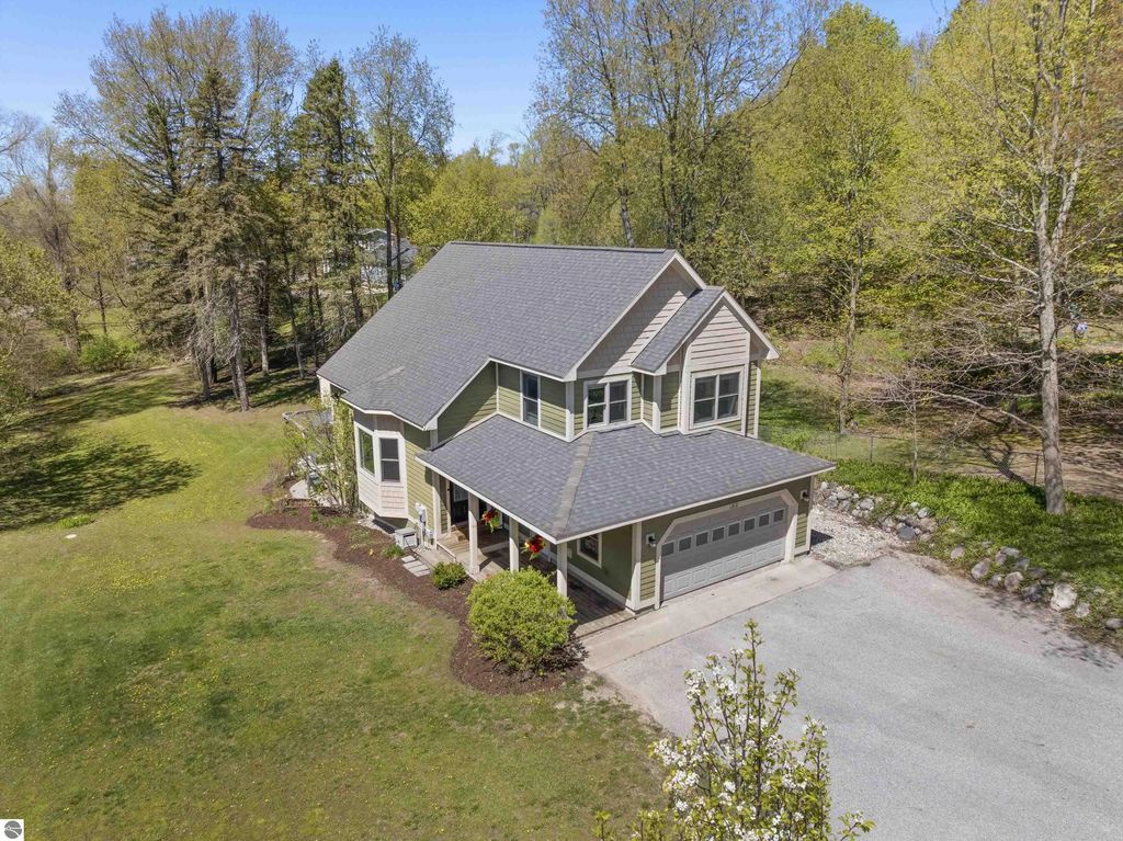 1212 Bailey Street, Benzonia