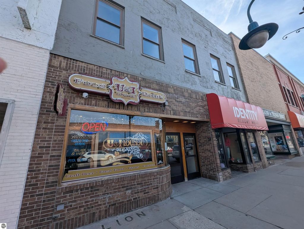 214 E Front Street E, Traverse City