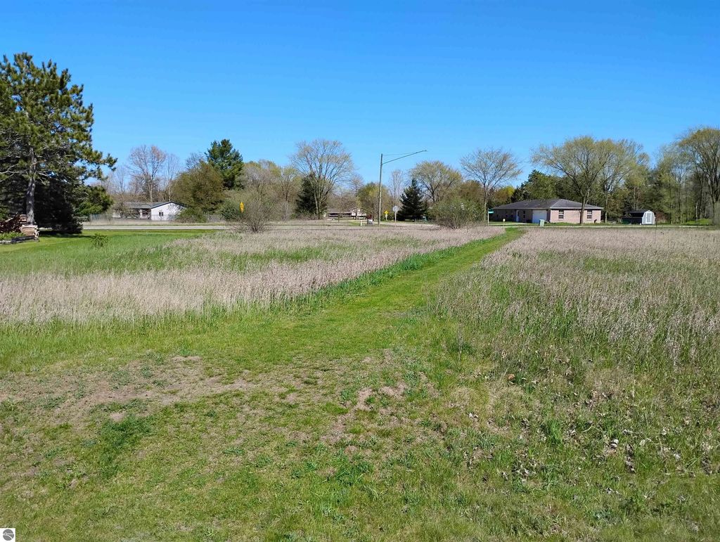 1014 Fairway Drive, Lake Isabella