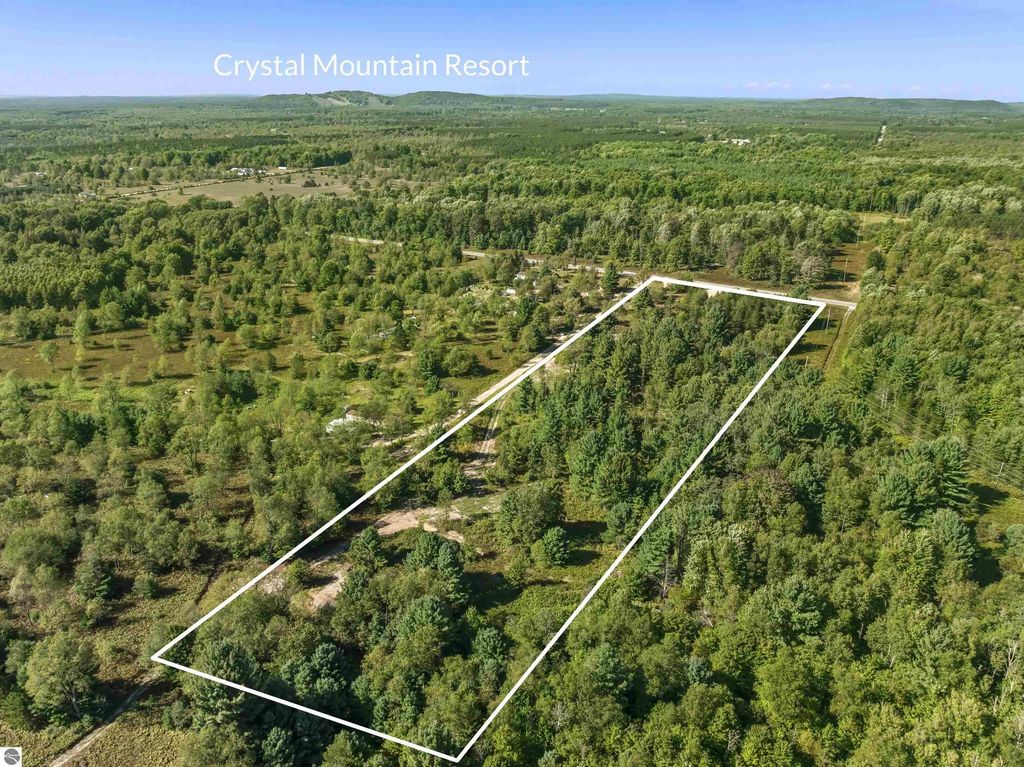 17461 Springdale Road, Thompsonville