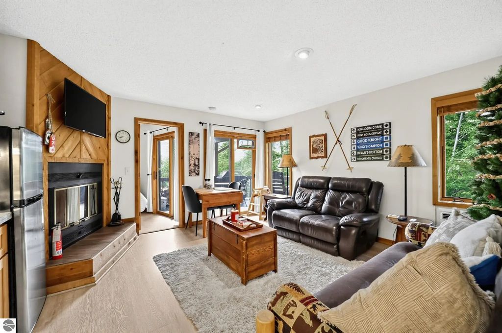 6520 Schuss Mountain Lane #219, Mancelona