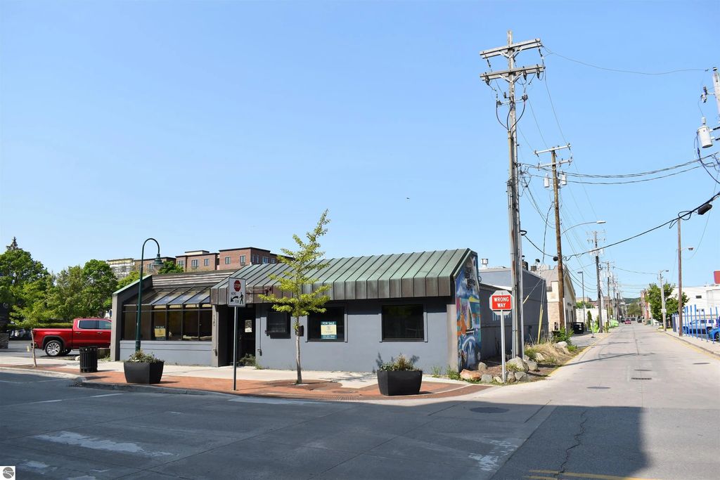 120 Park Street, Traverse City