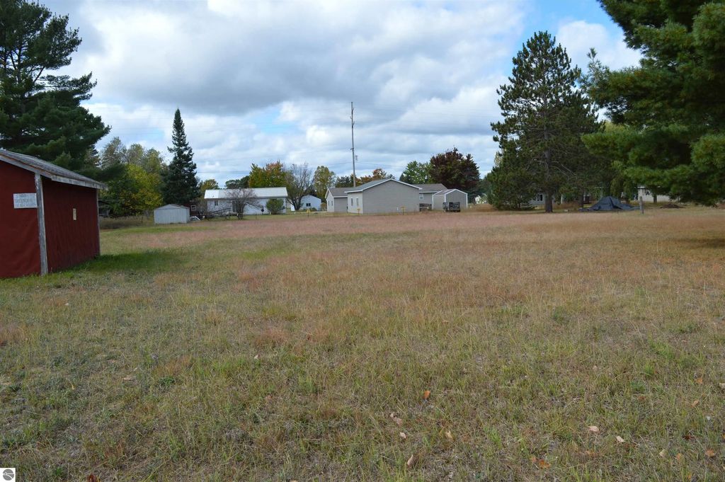 Spruce Street, Kalkaska