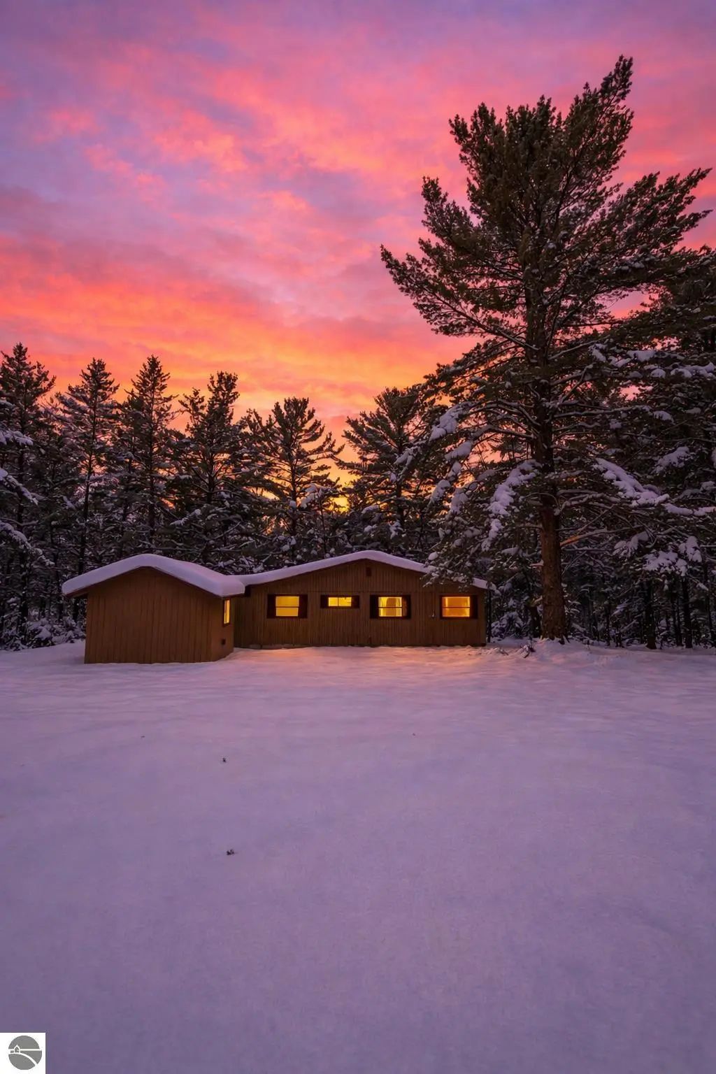 6051 N Manistee River Road, Frederic