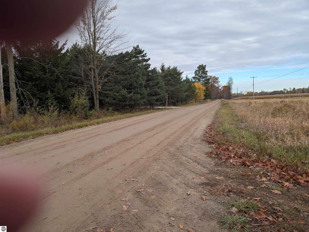 4162 Gillings Road, Prescott