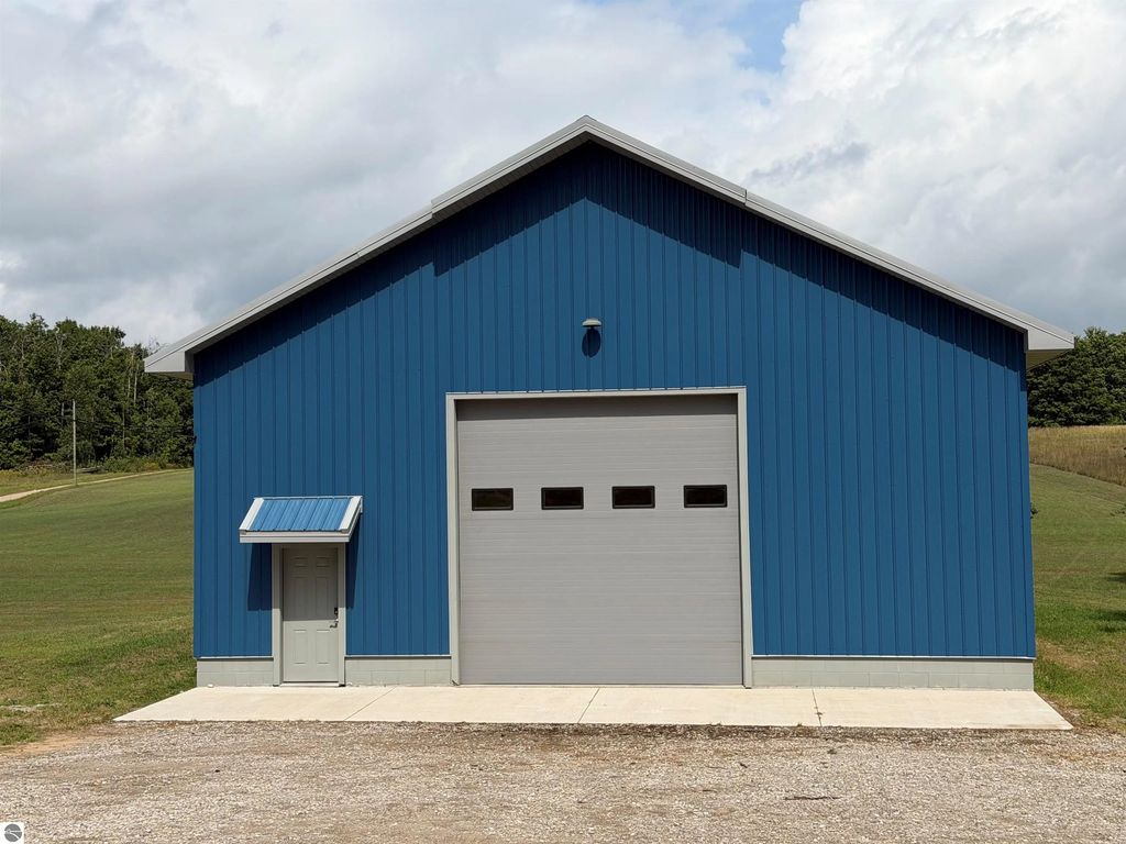 6469 Dutchman Bay Road, East Jordan