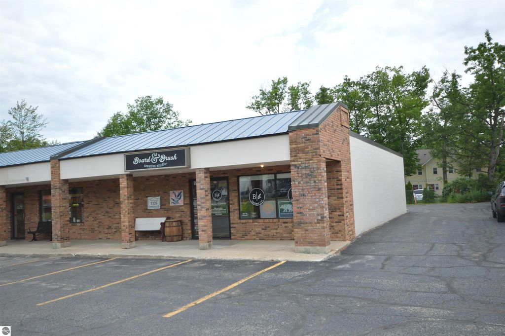1326 S Airport Road, Traverse City