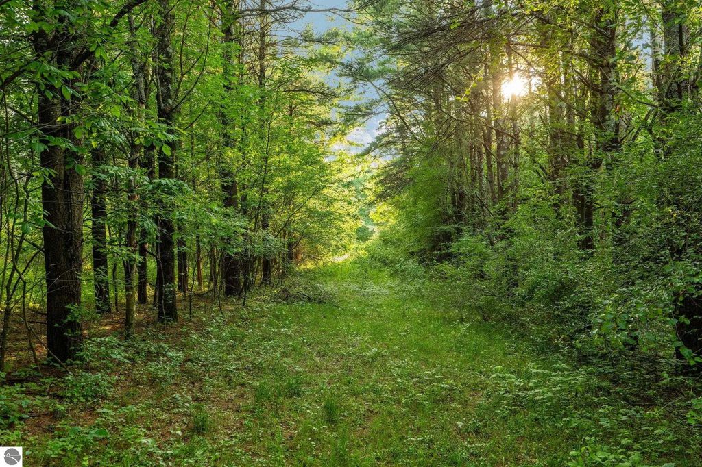 N Vincer Way, Northport