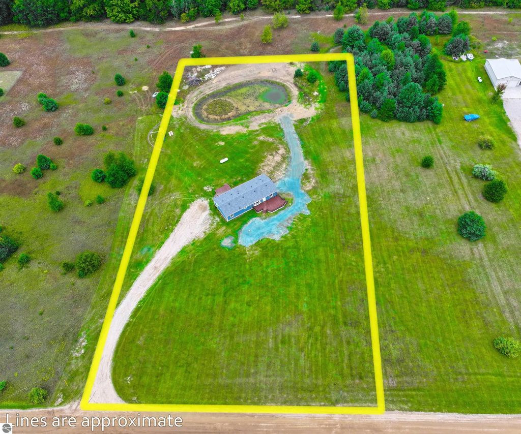 848 Sw Prairie Lane, Kalkaska