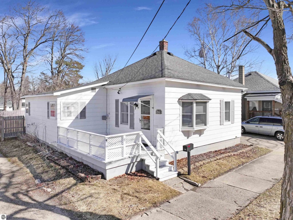 139 Mosser Street, Cadillac