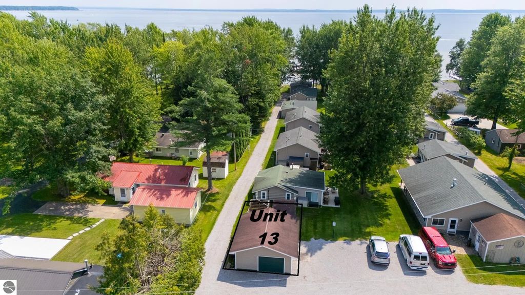 7571 E Houghton Lake Drive, Houghton Lake