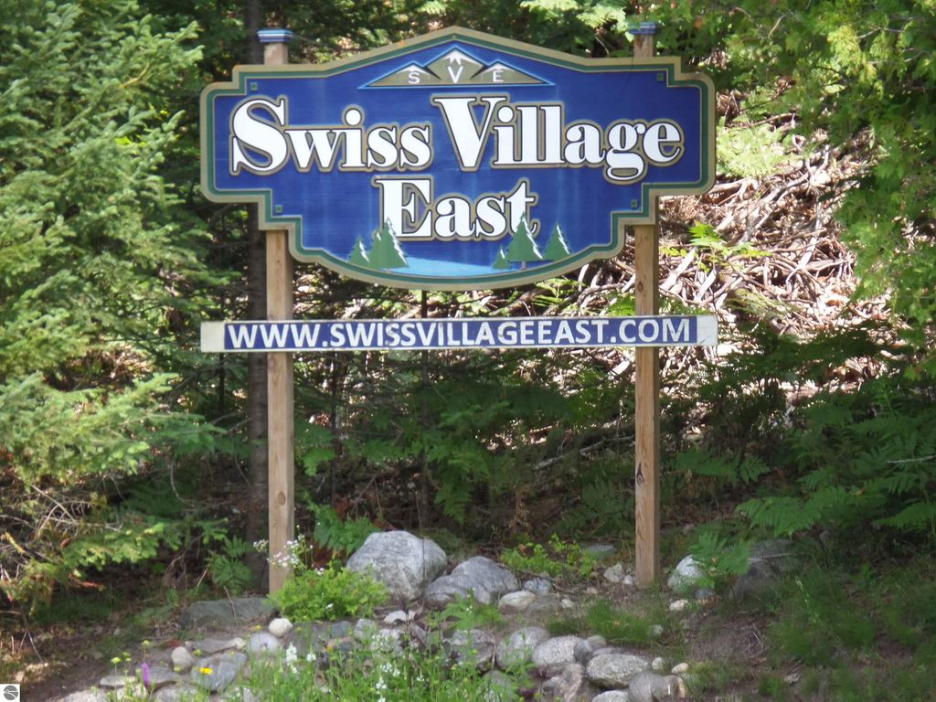 Lot 105-106 East Village Drive, Bellaire