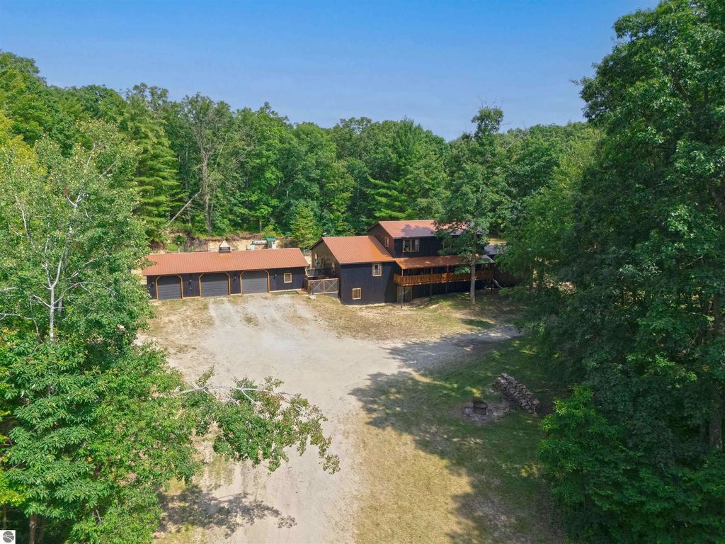 9078 N Ferris Avenue, Bitely