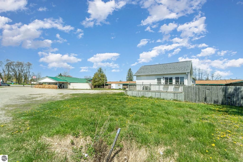 209 E Mill Street, Oscoda