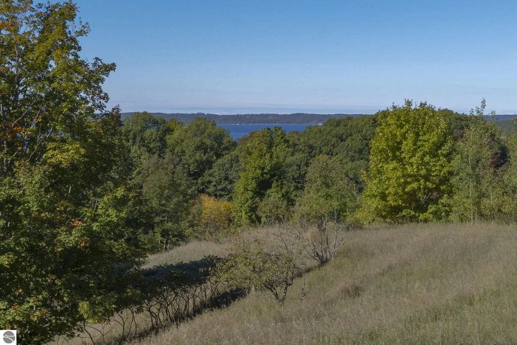 Lin Dale Drive, Traverse City