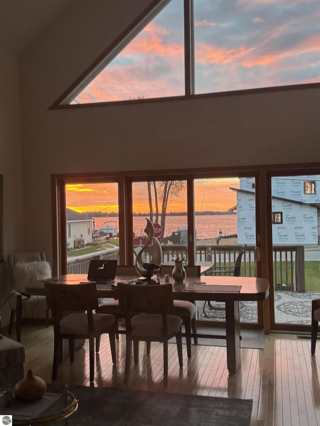 302 S Lake Drive, Cadillac