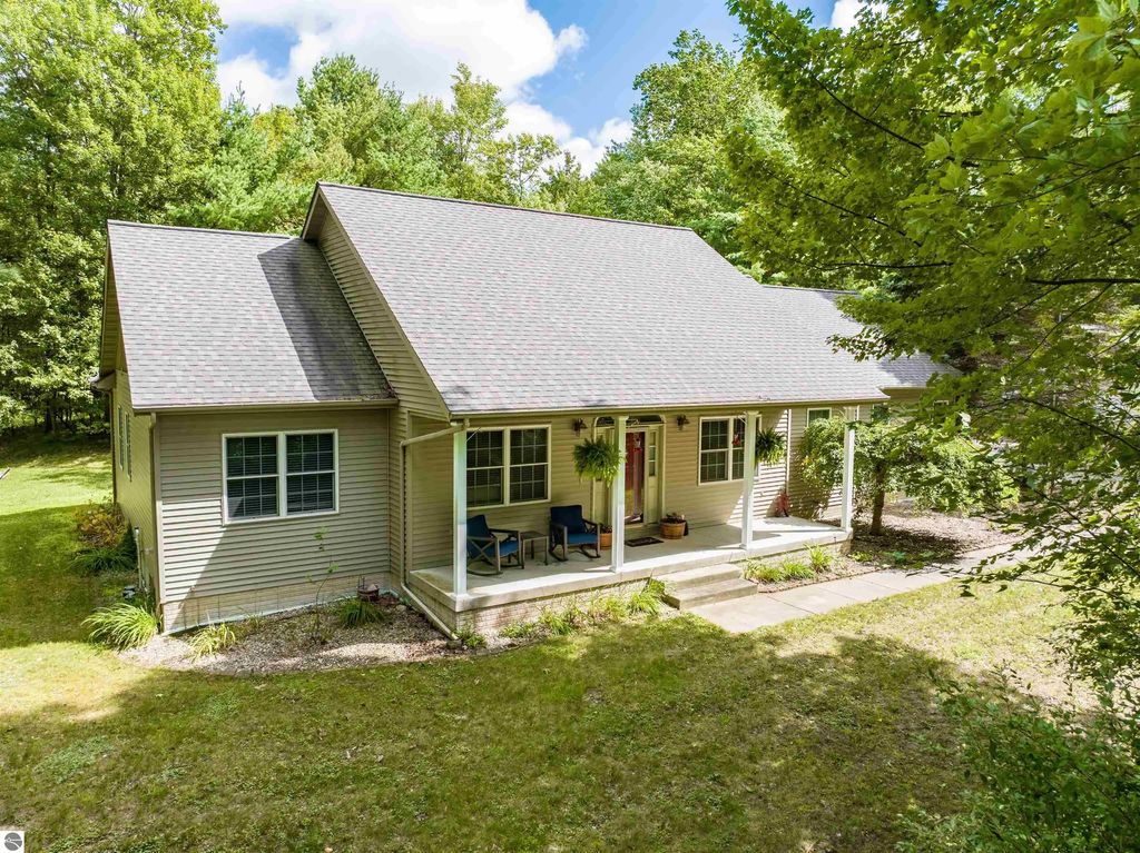 1309 Adam Drive, West Branch