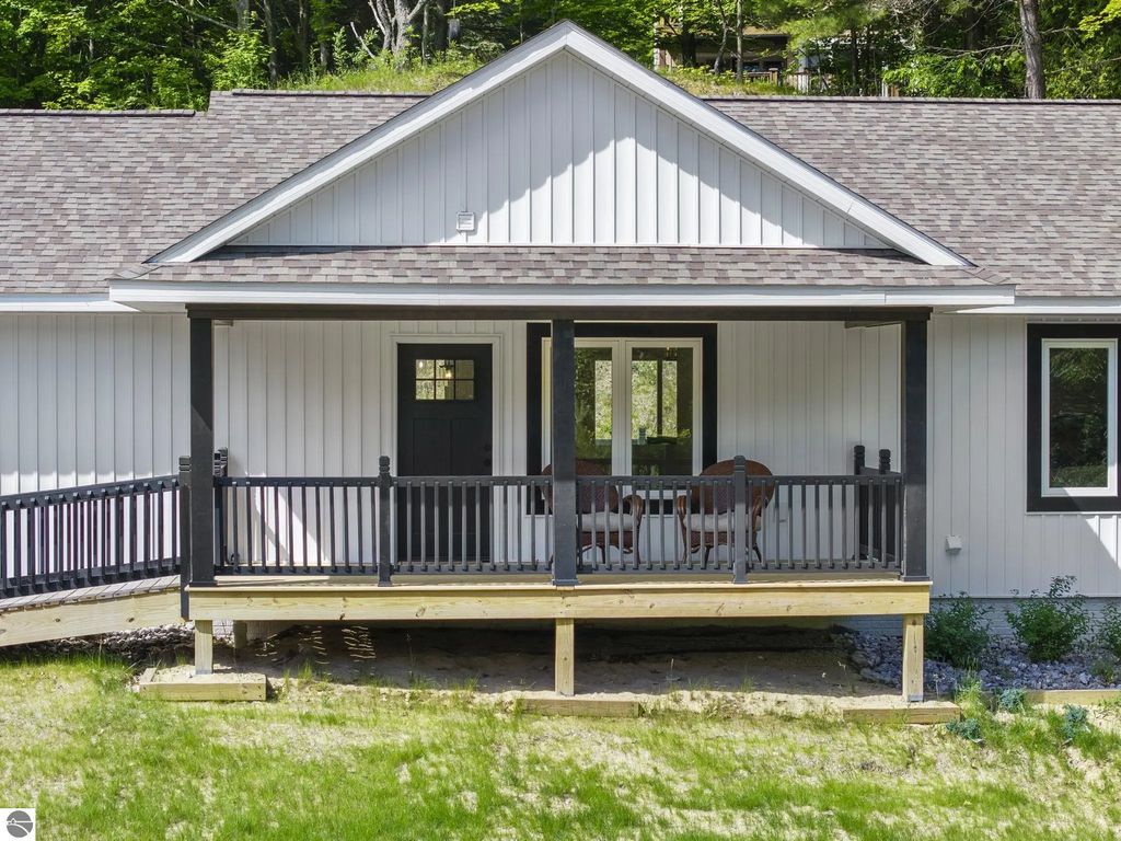 4144 S Sugar Loaf Mountain Road, Cedar