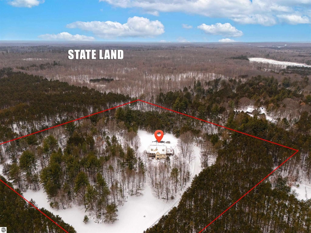 3855 Pulver Woods Drive, Williamsburg