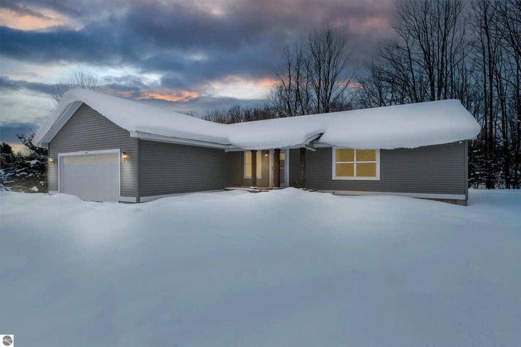 14311 N Manistee County Line Road, Thompsonville
