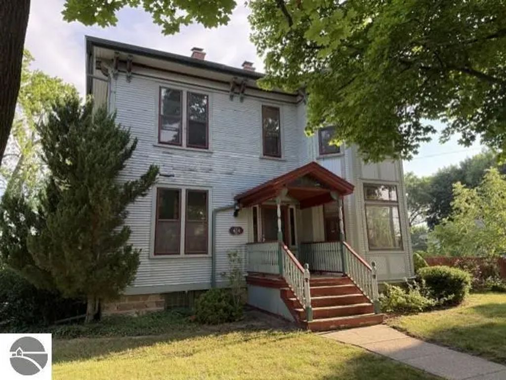 424 Center Street, Alma