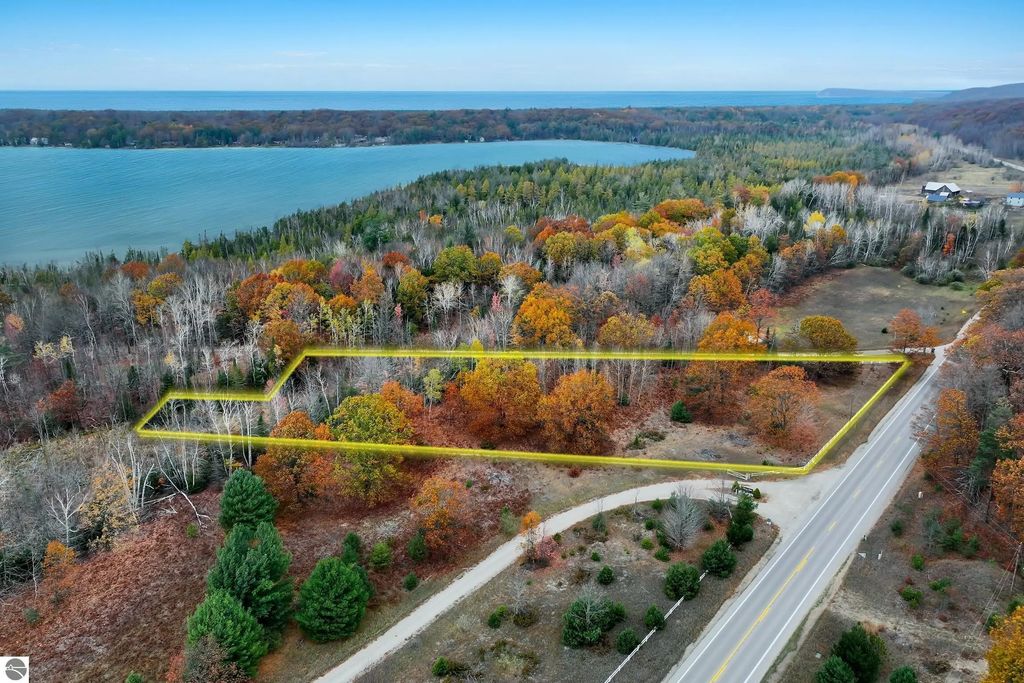 Lot 7 E Harbor Highway, Cedar