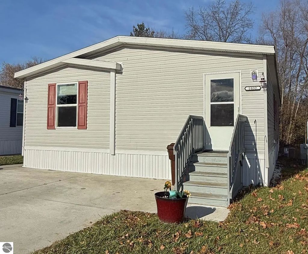 1032 Pebble Creek, Mt Pleasant