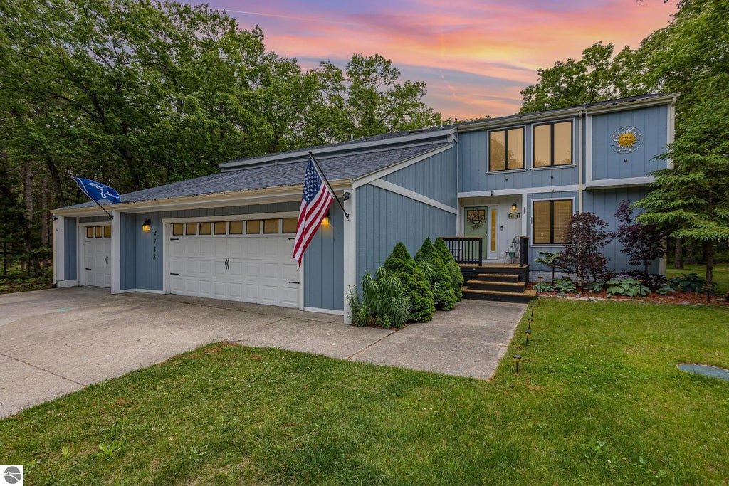 4738 Willowbend Road, Oscoda