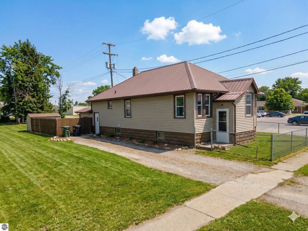 413 W 4th Street, Pinconning