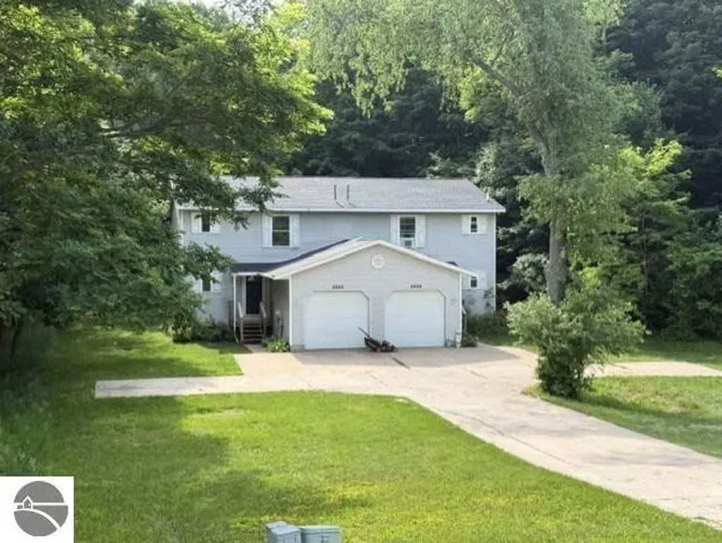 2688 Windcrest Lane, Traverse City