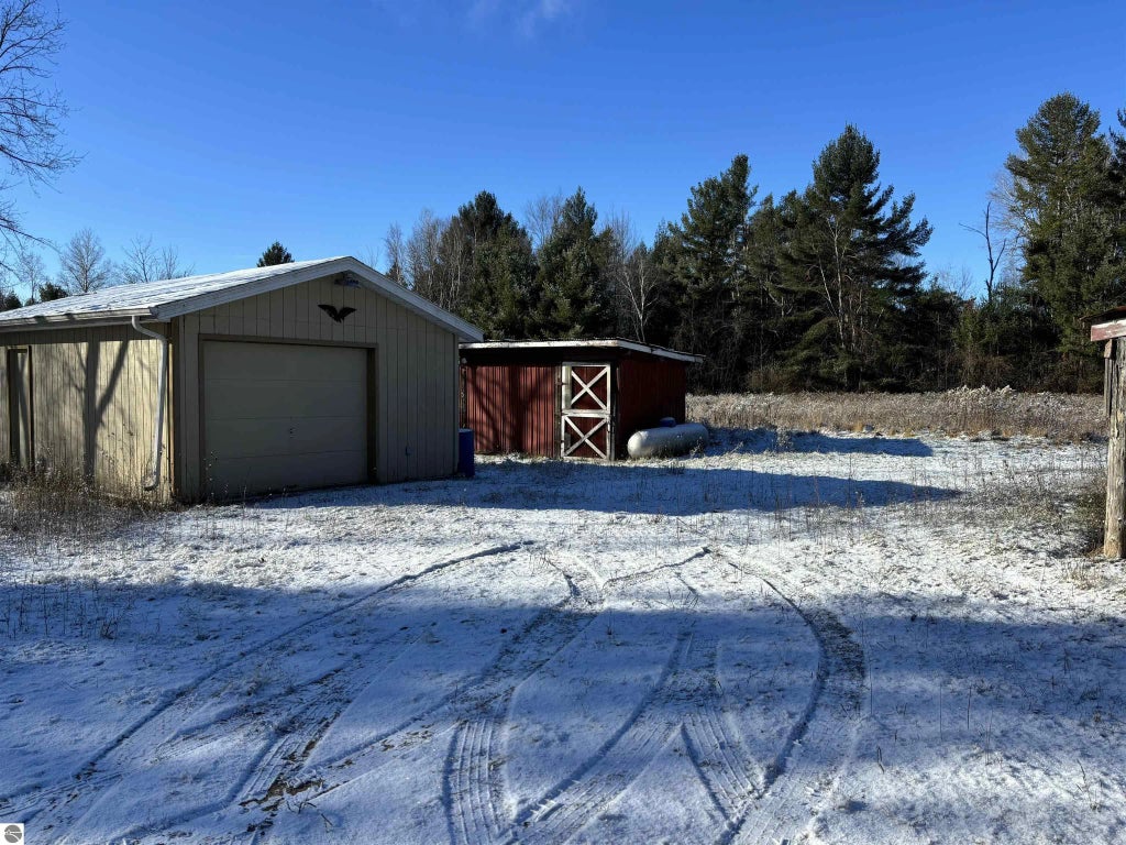 3097 Miller Road, Tawas City