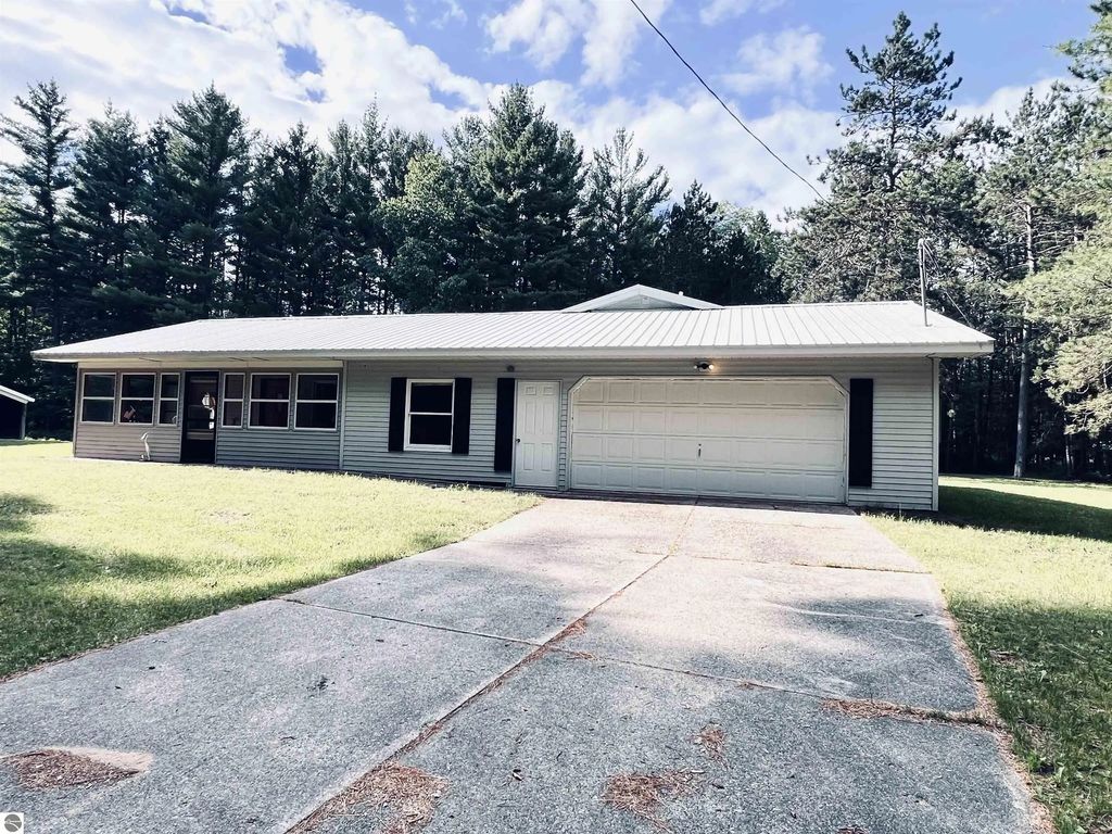 5905 E Moorestown Road, Lake City