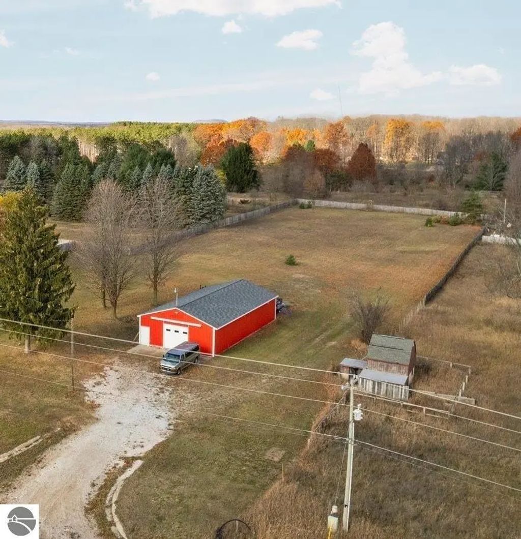 11844 Us-31 S, Interlochen