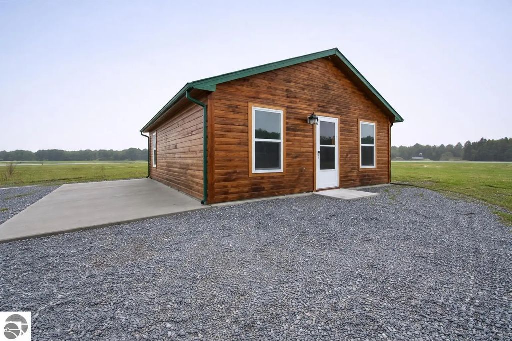 2835 Walton Road, Kingsley