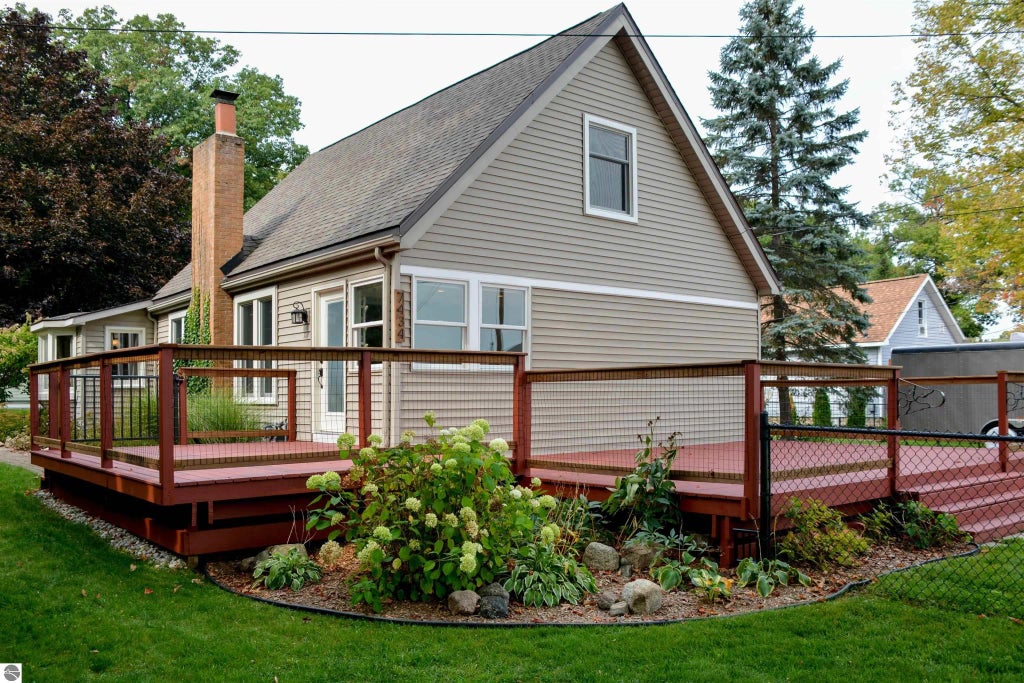 7434 Terrace Avenue, Elk Rapids