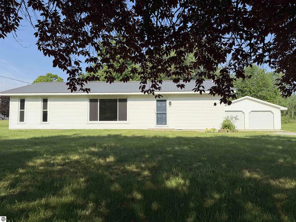 2396 S Shepherd Road, Mt Pleasant