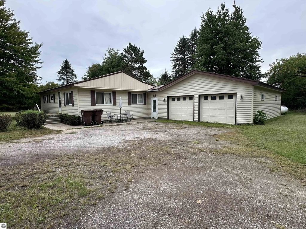 491 Brown Road, Standish
