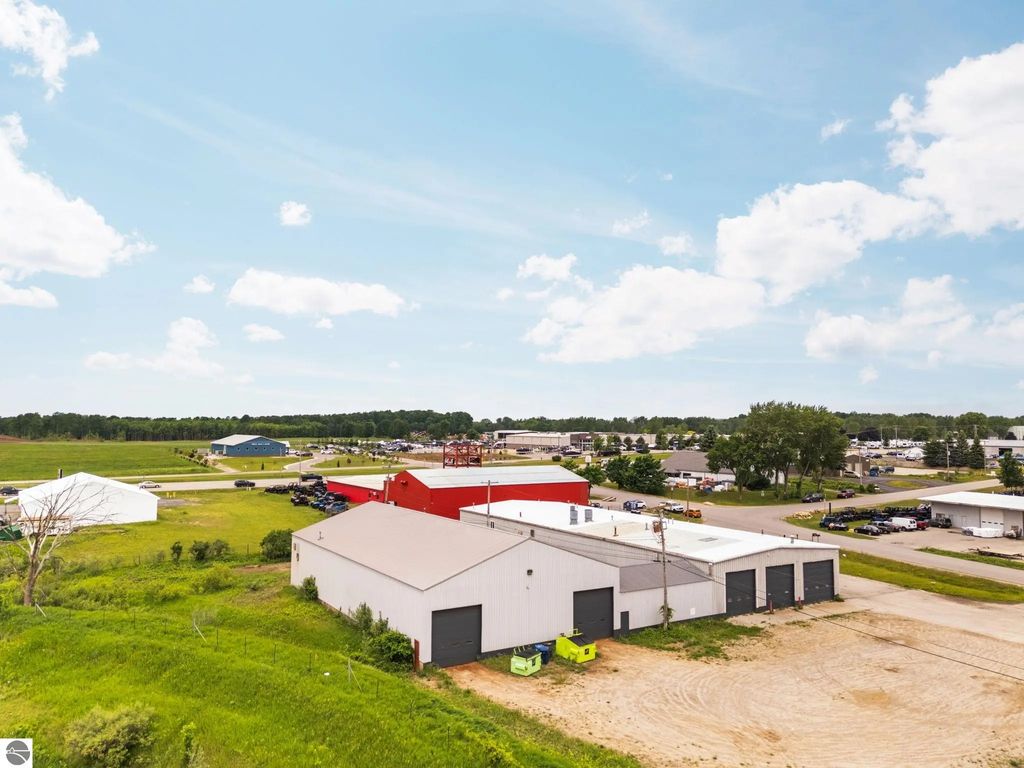 3945 Blue Star Drive, Traverse City