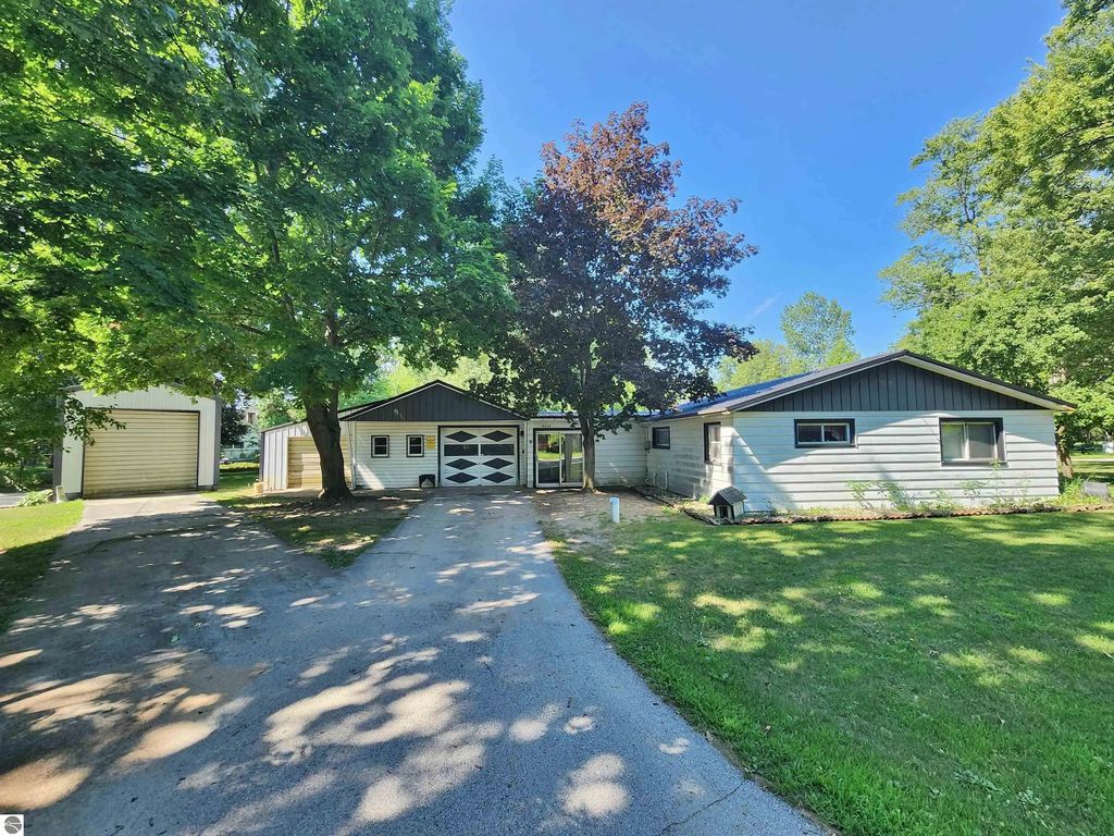 8530 E Bank Street, Wheeler
